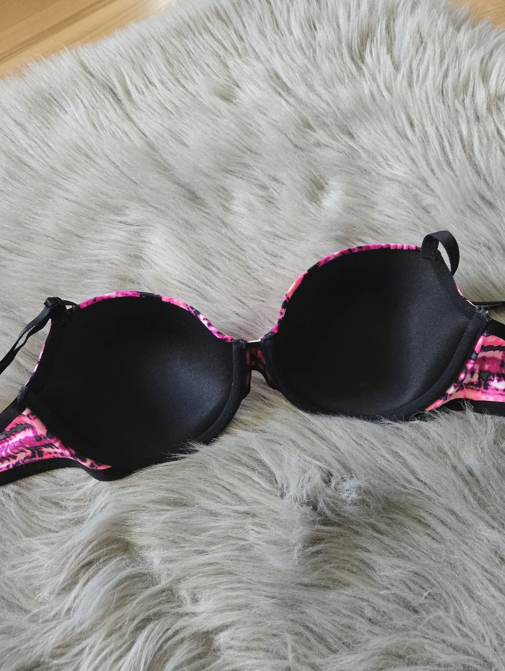 La Senza Pink & Black Tie-Dye Lightly Lined Underwire Bra - Picture 7 of 9